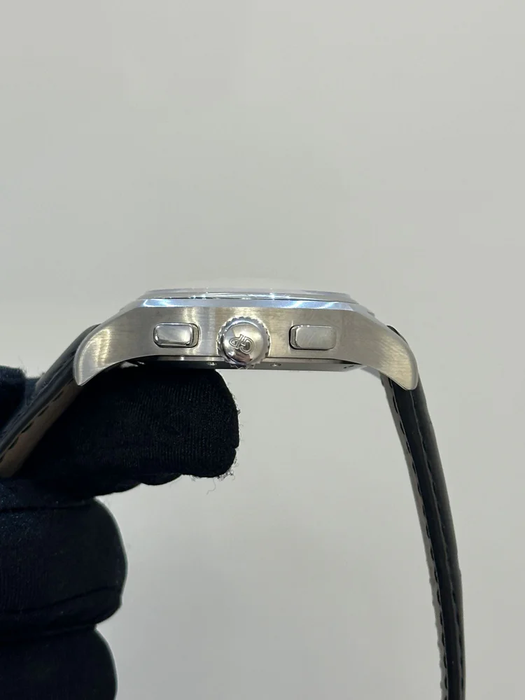 Girard Perregaux Carré Cambré Chronograph